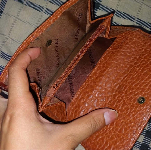 Wallet - Picture 10 of 12